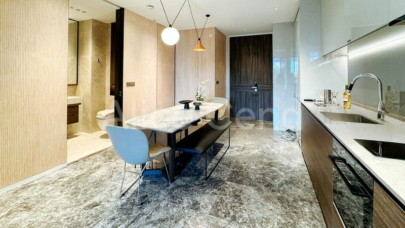 2 Bed Condo for Sale in  8 Napier - Image 2